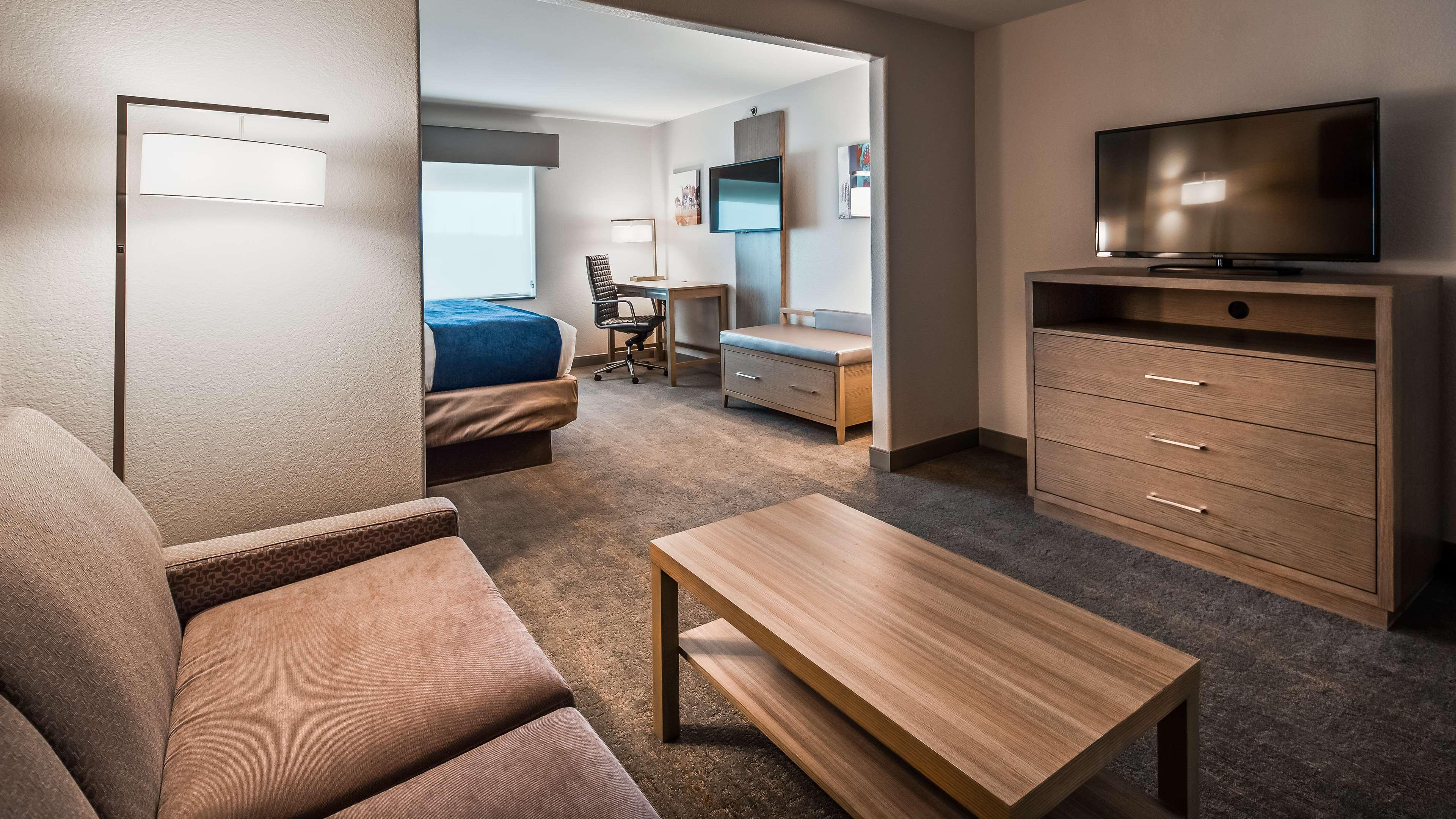 Best Western Plus Killeen - Fort Cavazos Hotel & Suites Ngoại thất bức ảnh
